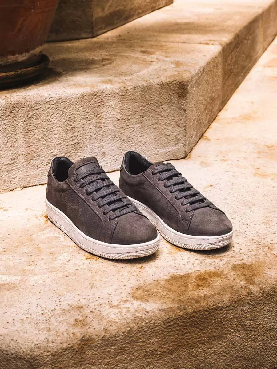 Men's sneakers in suede