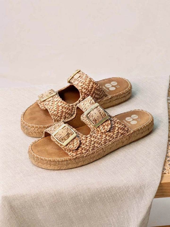 - Sandalia de mujer con hebillas en piel trenzada | AMER80 - Toni Pons