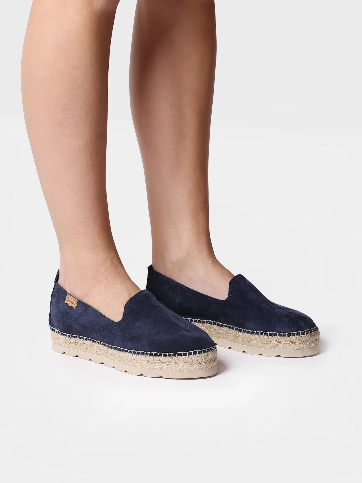 - Alpargata plana de mujer cerrada en serraje | AUREM - Toni Pons