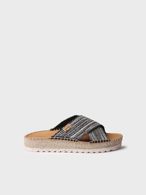 alpargatas mujer - Sandalia plana con tiras cruzadas en acabado brillante | BALI-CL  - Toni Pons