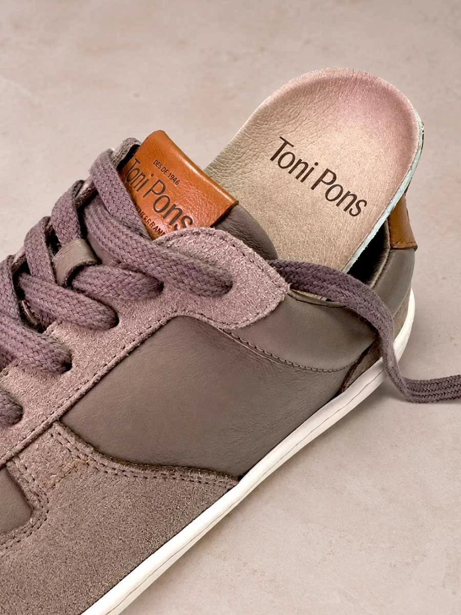 Zapatos unisex - Zapatilla deportiva barefoot unisex en piel | BERNAL - Toni Pons