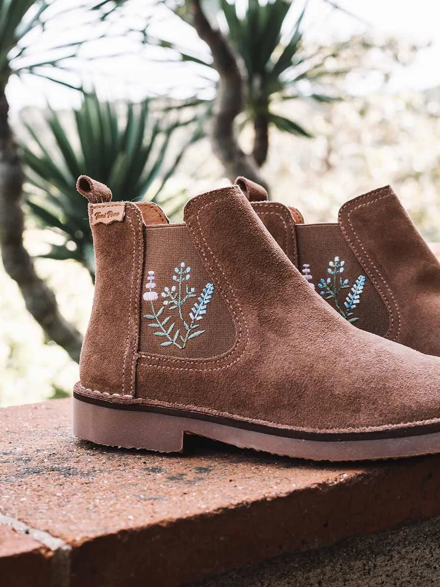Botín en serraje con bordados florales para mujer | BISBAL