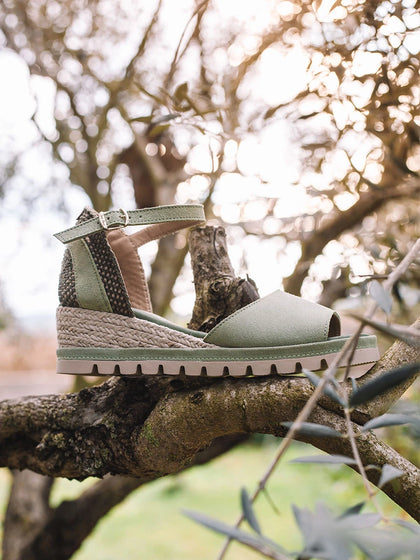 - Alpargatas de cuña de mujer en serraje | BRISA - Toni Pons