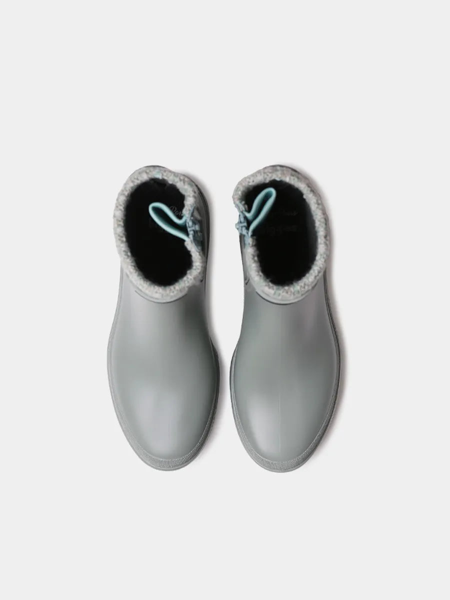 Women's rain boots with shiny elastic bands