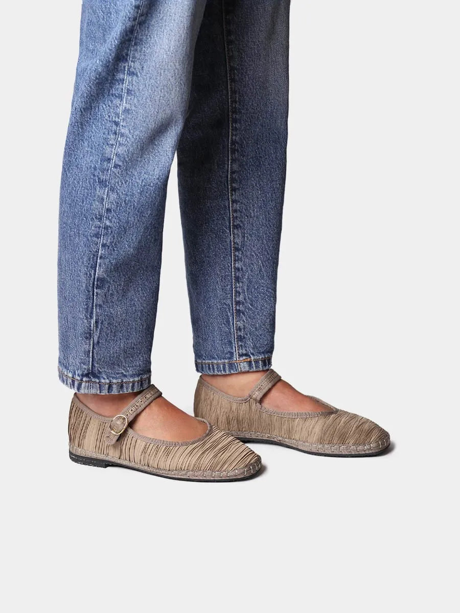 Zapatos mujer - Merceditas para mujer en material plisado con suela plana | CAROLINA - Toni Pons