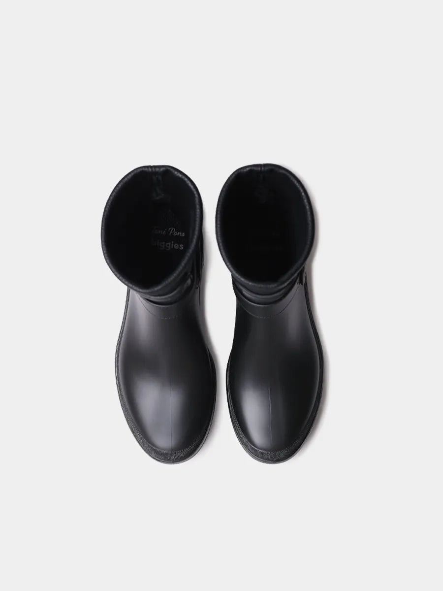 Women's rain boots in glossy rubber