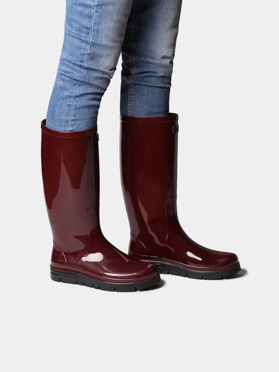 Women's Chelsea rain boots with shiny elastic side