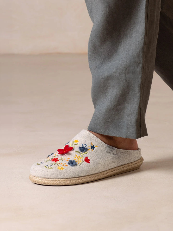 felt slippers for women with flowers - DELI-EF