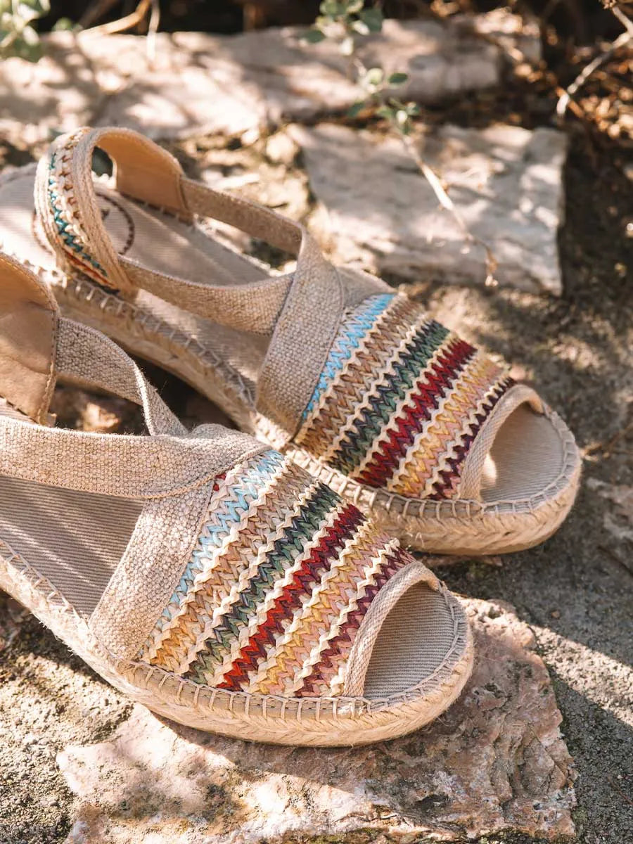 alpargatas mujer - Alpargata de mujer en rafia multicolor con tacón ancho | DELMI-MA - Toni Pons