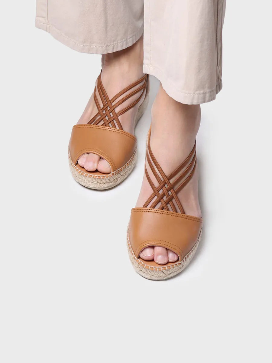 alpargatas mujer - Sandalia de mujer de piel con elásticos | EBRE-P  - Toni Pons