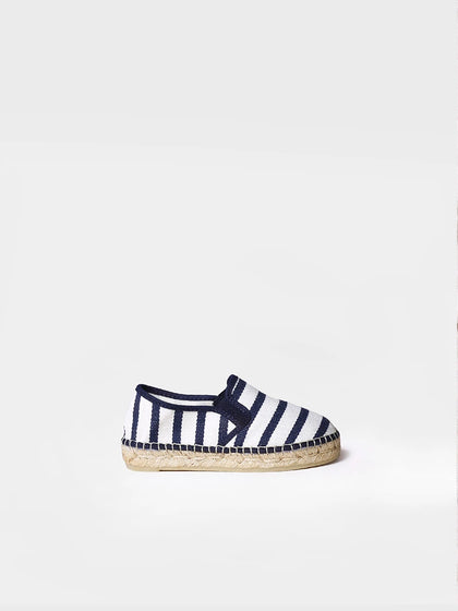 - Alpargatas infantiles | EFES-BR - Toni Pons
