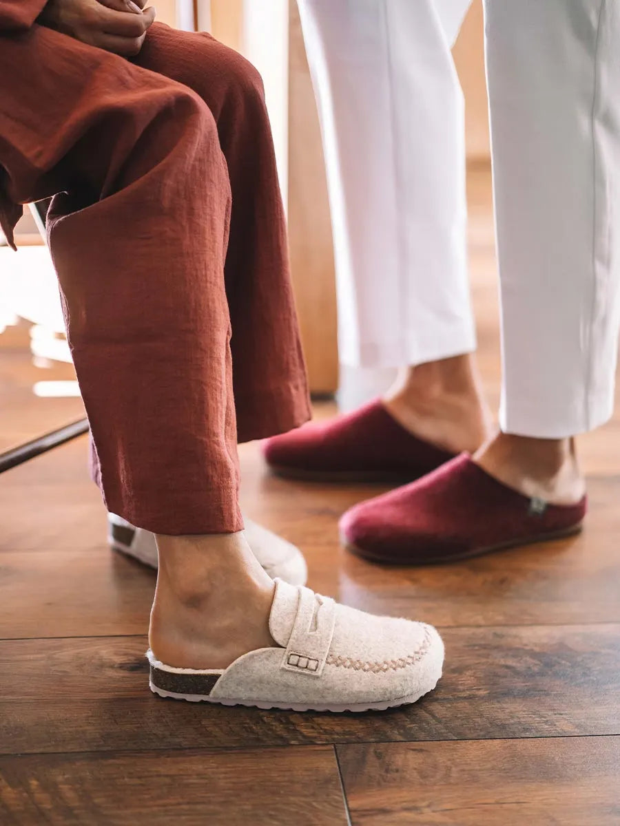 Women's padded clog-style slippers with wedge
