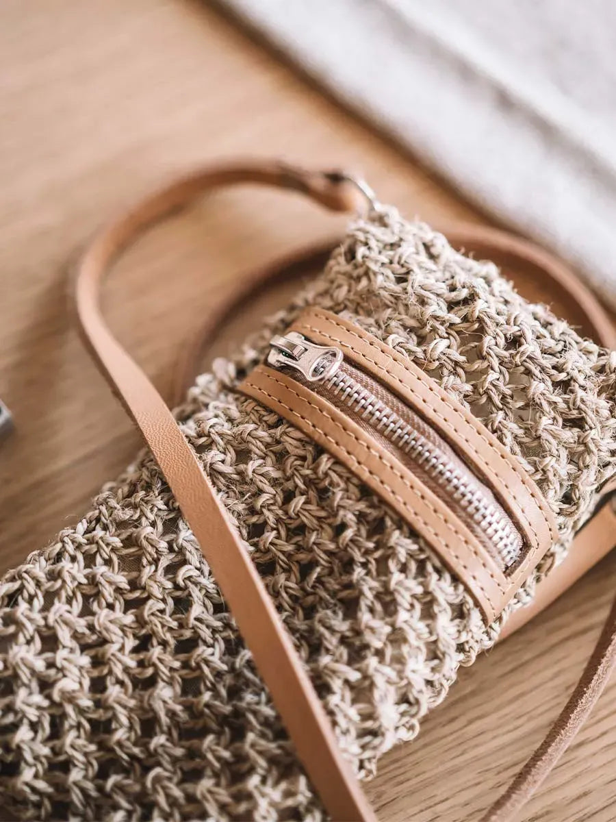 Complementos - Bolsa de yute para el móvil | GINETH - Toni Pons