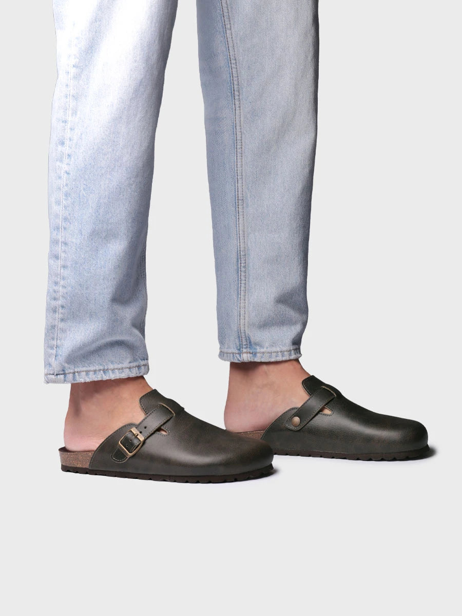 Men's closed leather clog | GORKA