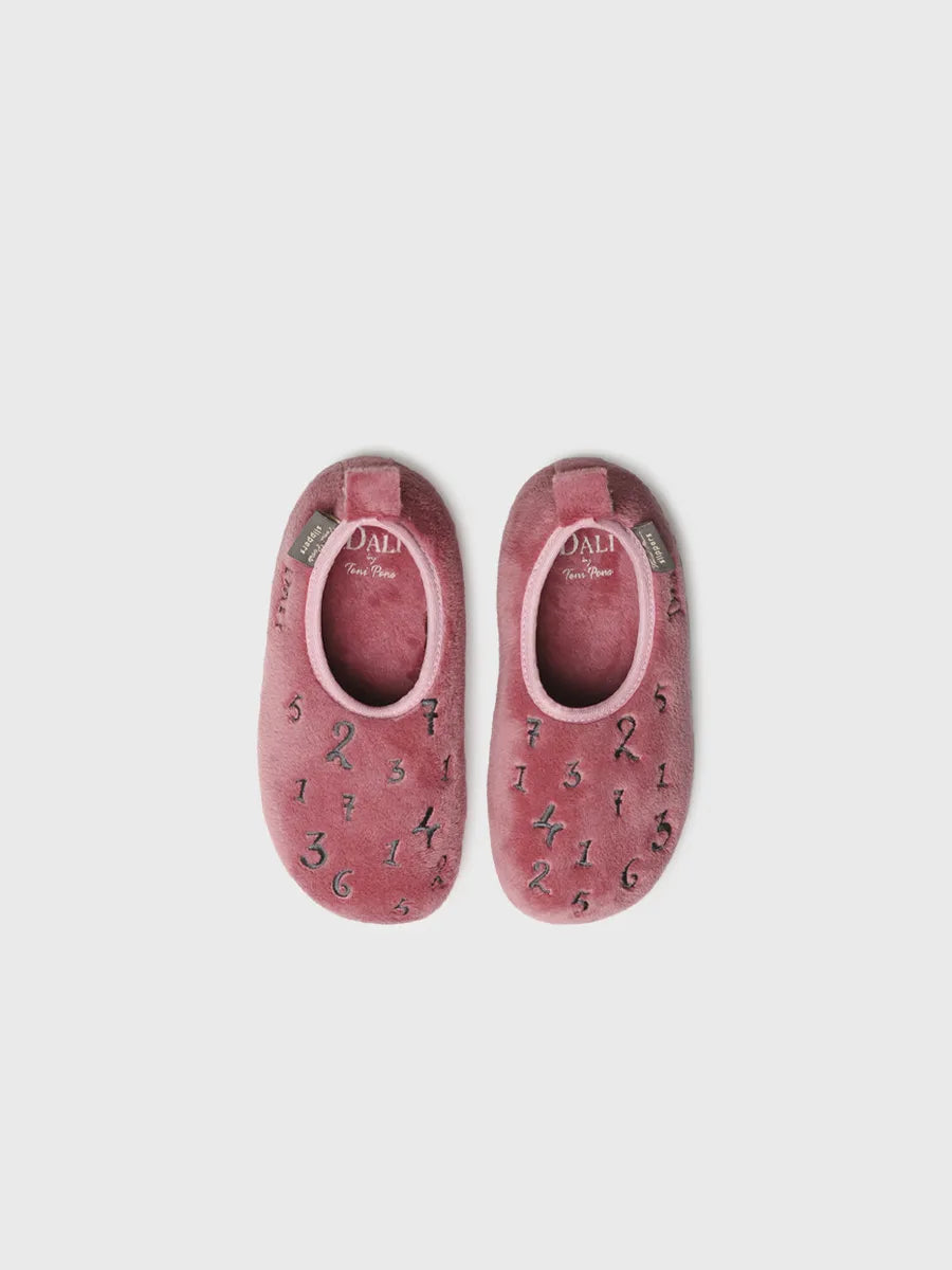 zapatillas infantiles - Zapatillas de casa para niños inspiradas en la obra de Salvador Dalí | IMAGINA - Toni Pons