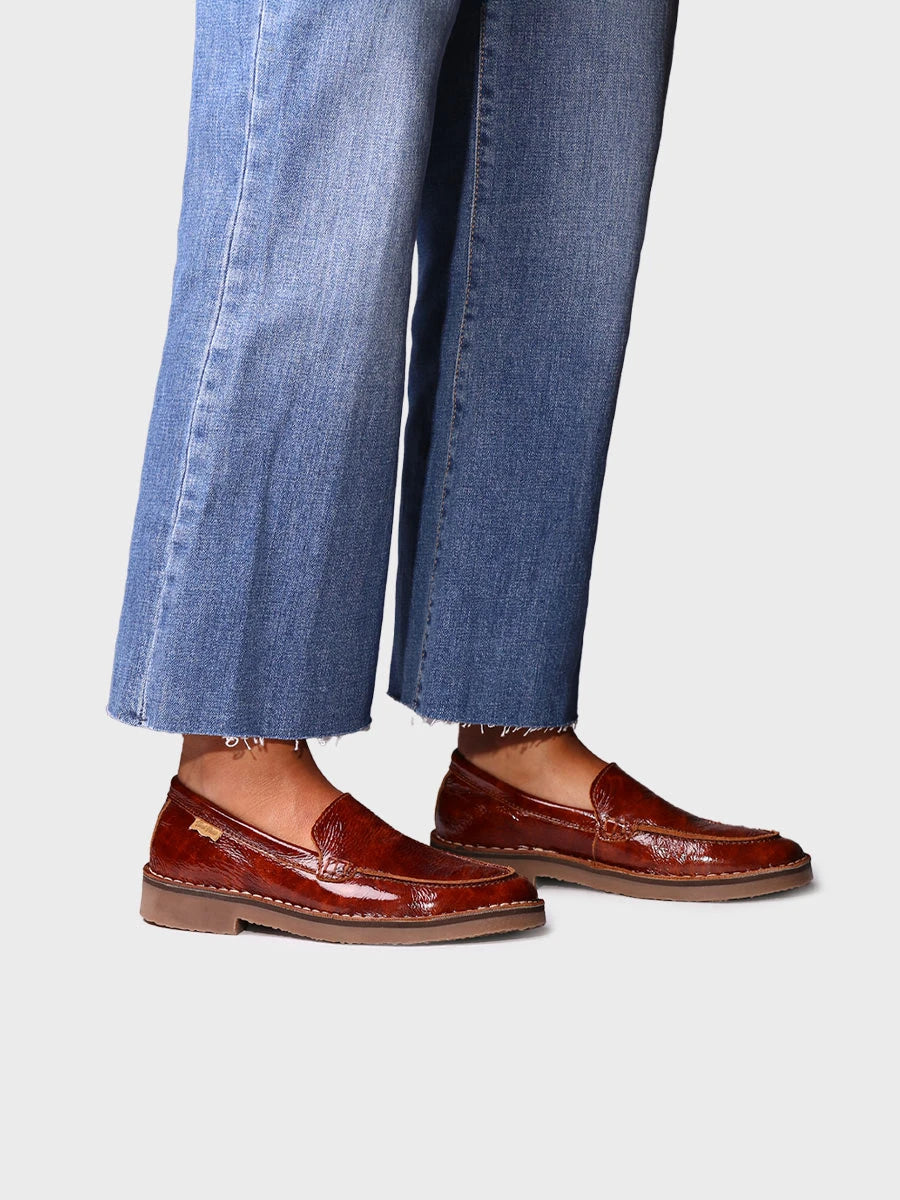 Zapatos mujer - Mocasín en piel con acabado de charol para mujer | IVARS-CA - Toni Pons