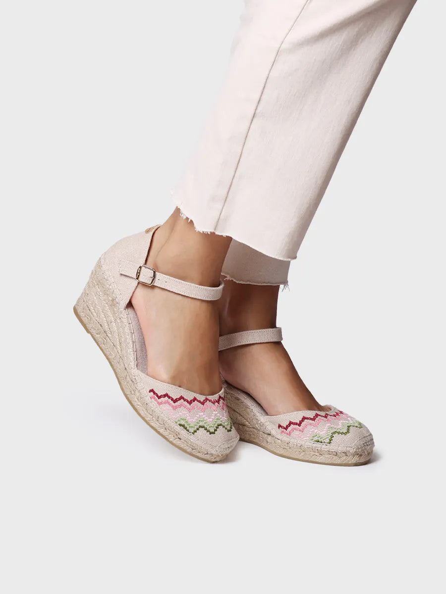 zapatillas mujer - Alpargata vegana de cuña con bordado en punto de cruz | JESSIE - Toni Pons