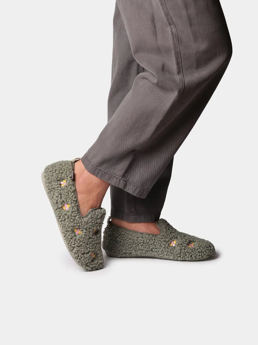 felt slippers for women with flowers