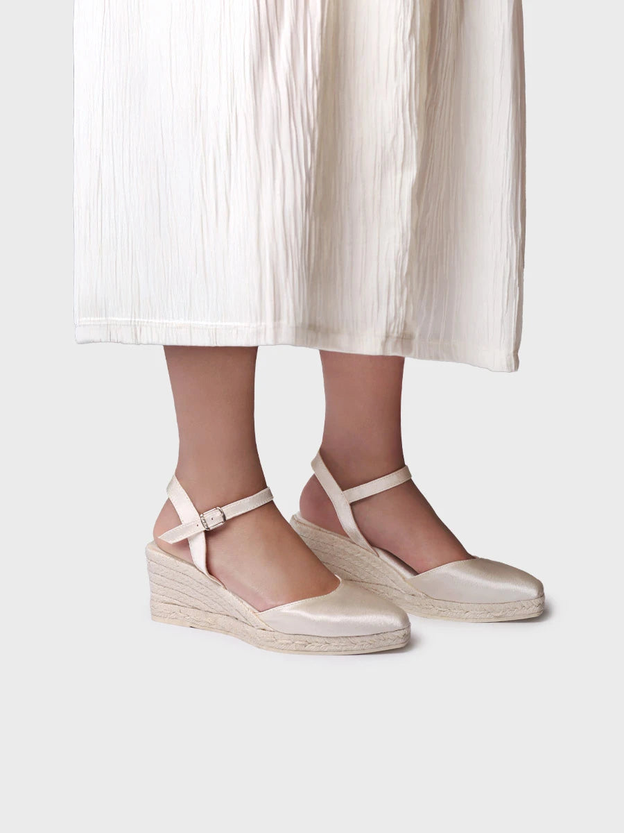 - Alpargata de mujer de cuña en satén | MARGOT - Toni Pons