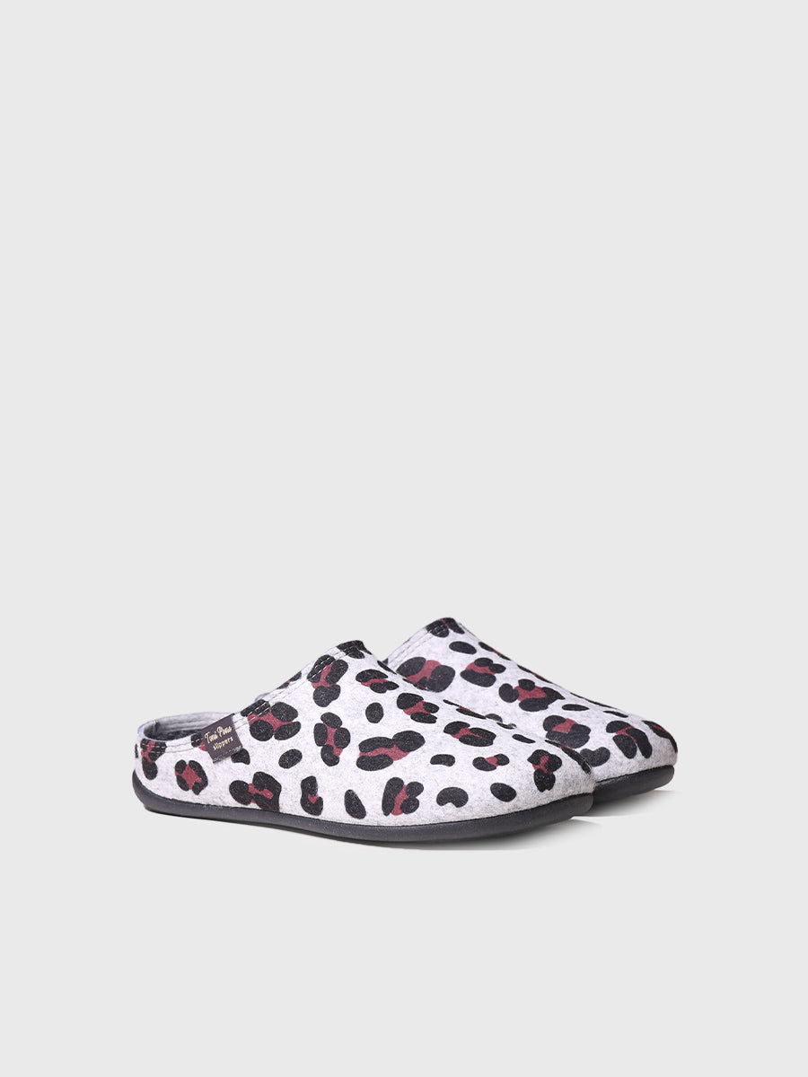 felt clog-type slipper for women with polka dots