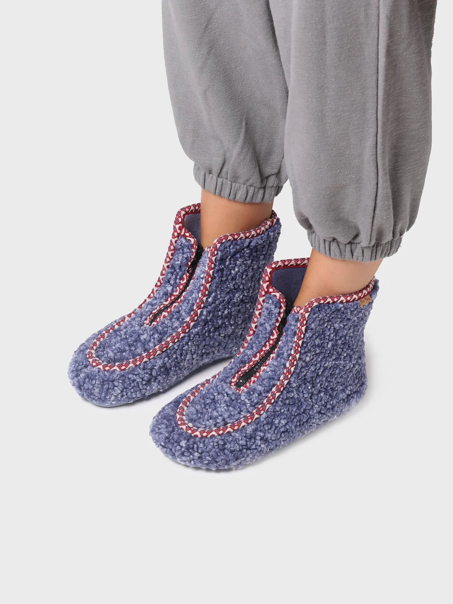 Women's slipper