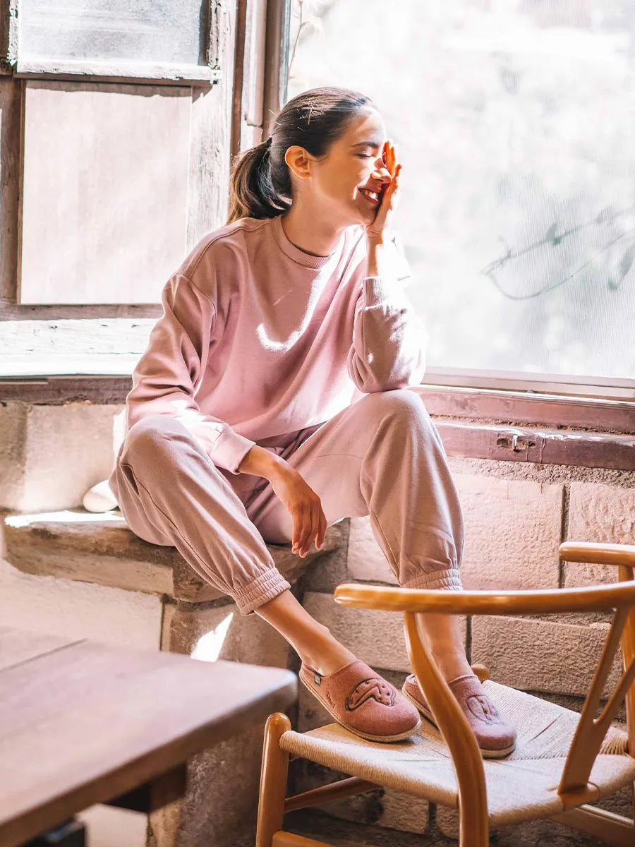 zapatillas mujer - Zapatillas de casa de mujer inspiradas en la obra de Salvador Dalí | MEMORIA  - Toni Pons