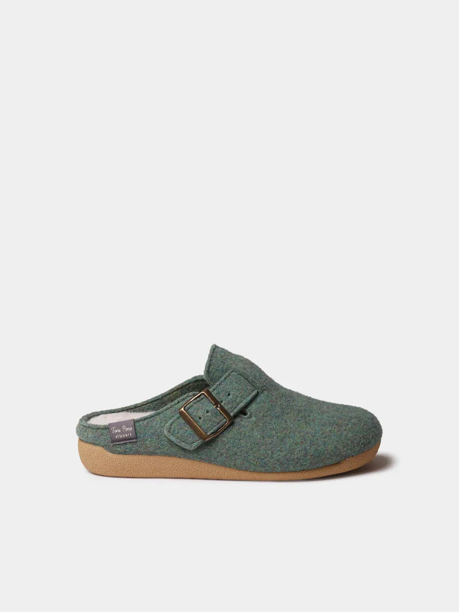 Women's babouche-style slipper with embroidered details