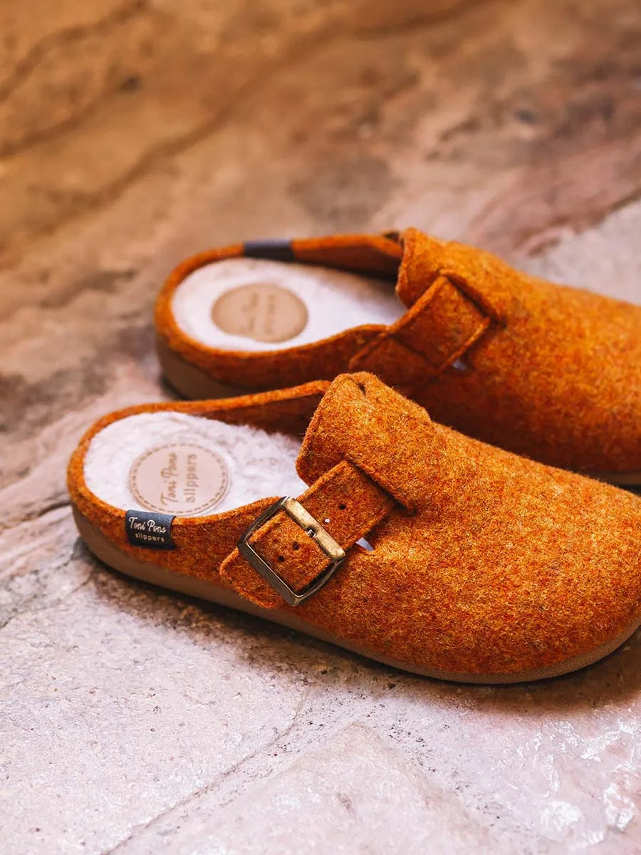 zapatillas mujer - Slipper de mujer tipo zueco con hebilla | MIMA-FP  - Toni Pons