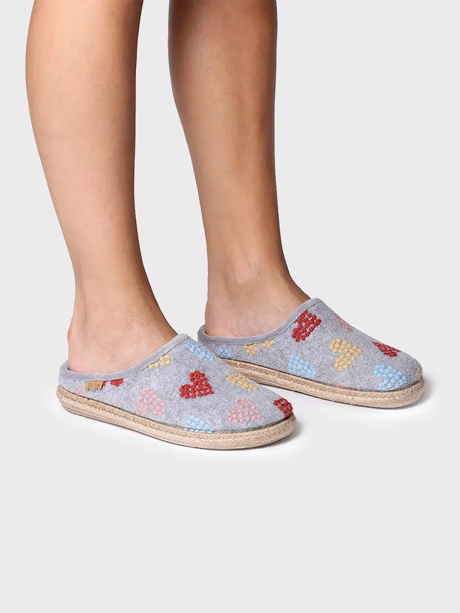 Women's slipper