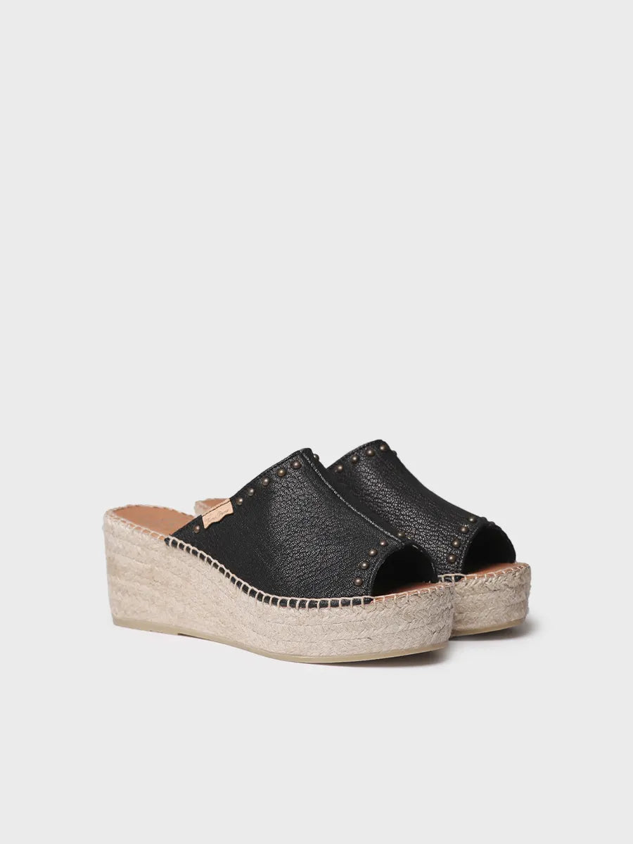 zapatillas mujer - Alpargata destalonada de mujer en piel con cuña y tachuelas | MODENA - Toni Pons