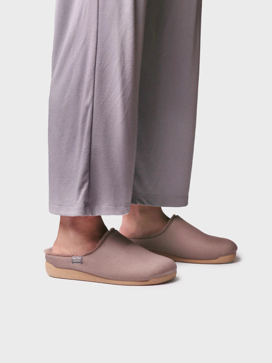 Clog-style house slipper with interior lining for women | MOSUL-BD