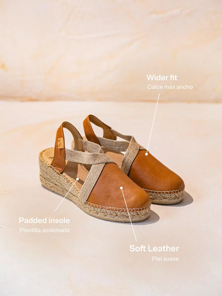 alpargatas mujer - Alpargata de mujer en piel con cuña y elásticos diseñada para un calce más ancho | TUNDRA  - Toni Pons