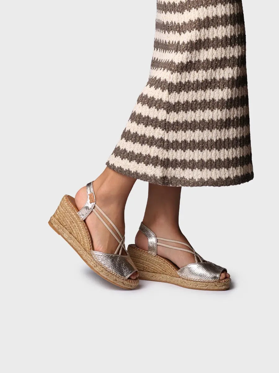 - Alpargata de mujer de cuña en piel con elásticos | SABINA-CA - Toni Pons