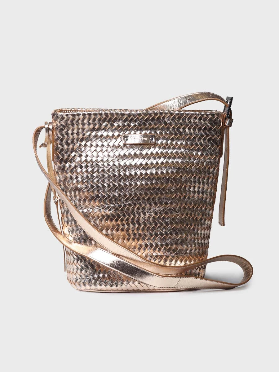 Bolso bombonera en cuero trenzado con tira ajustable | SALLY