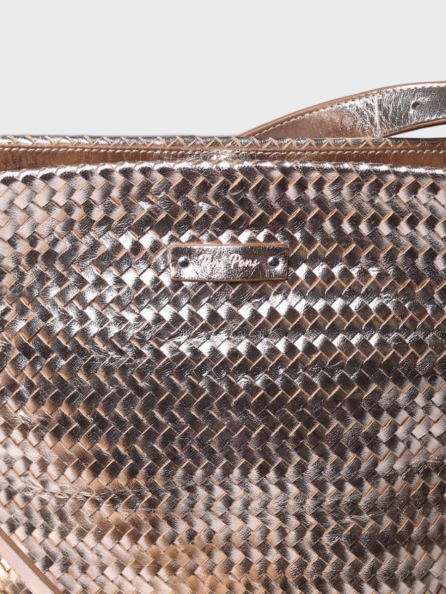 - Bolso bombonera en cuero trenzado con tira ajustable | SALLY - Toni Pons