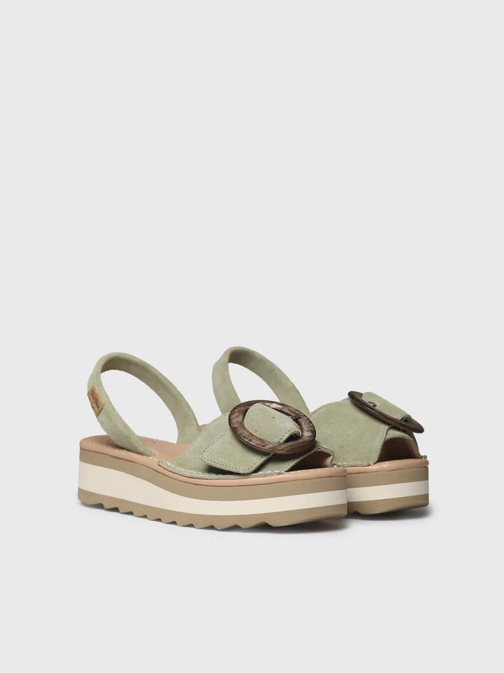 - Sandalia de mujer en serraje con hebilla decorativa | SAURA - Toni Pons