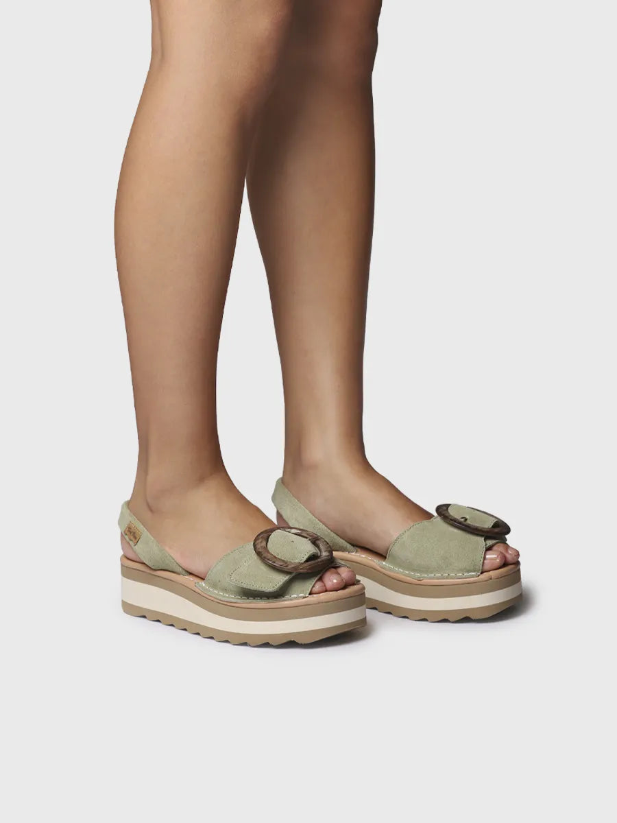 - Sandalia de mujer en serraje con hebilla decorativa | SAURA - Toni Pons