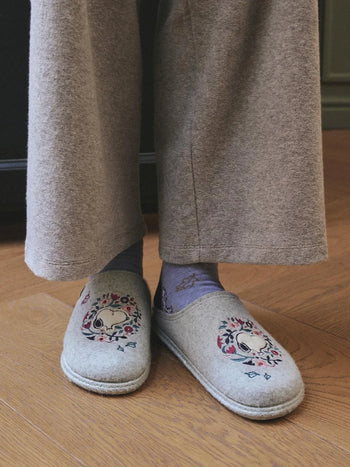 Slipper de casa en fieltro con motivo Snoopy para mujer | SNOOPY