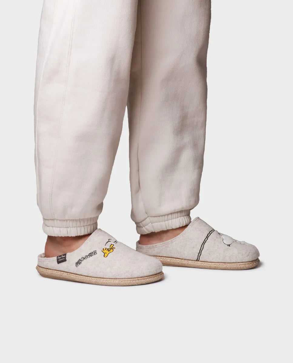 Women's high-cut slipper in fabric