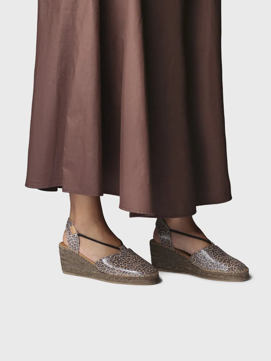 - Alpargata de cuña en animal print | TELMA-LE - Toni Pons