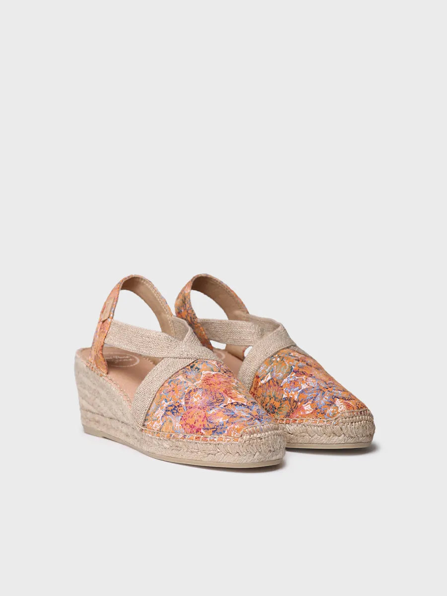 alpargatas mujer - Alpargata de mujer en piel estampada con cuña y elásticos | TELVA-LL  - Toni Pons
