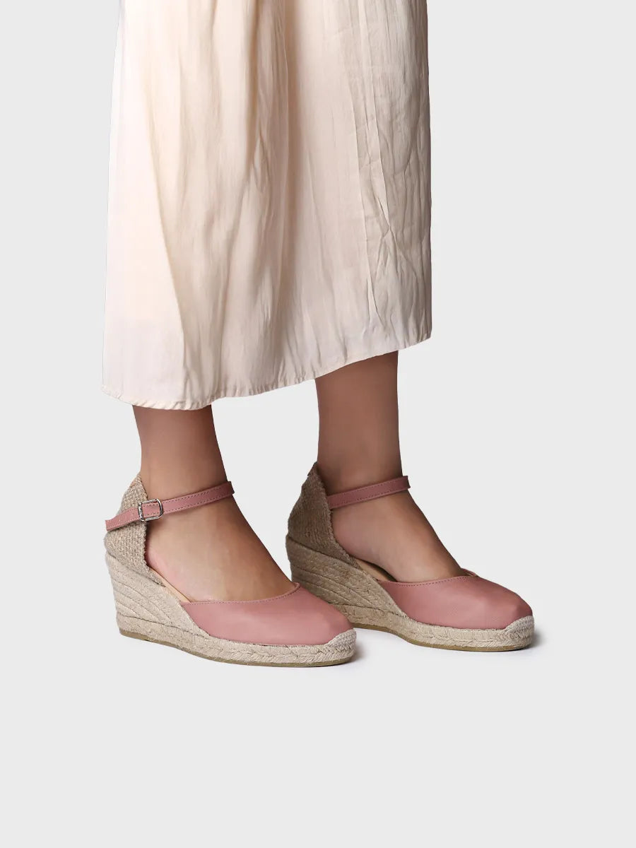 - Alpargata de mujer de cuña en piel con pulsera | TIANA - Toni Pons