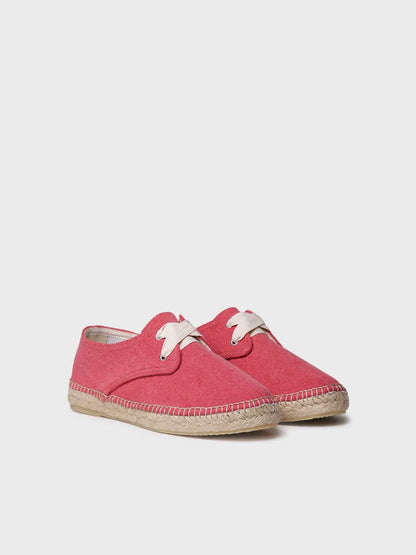 Closed vegan espadrille for women with laces