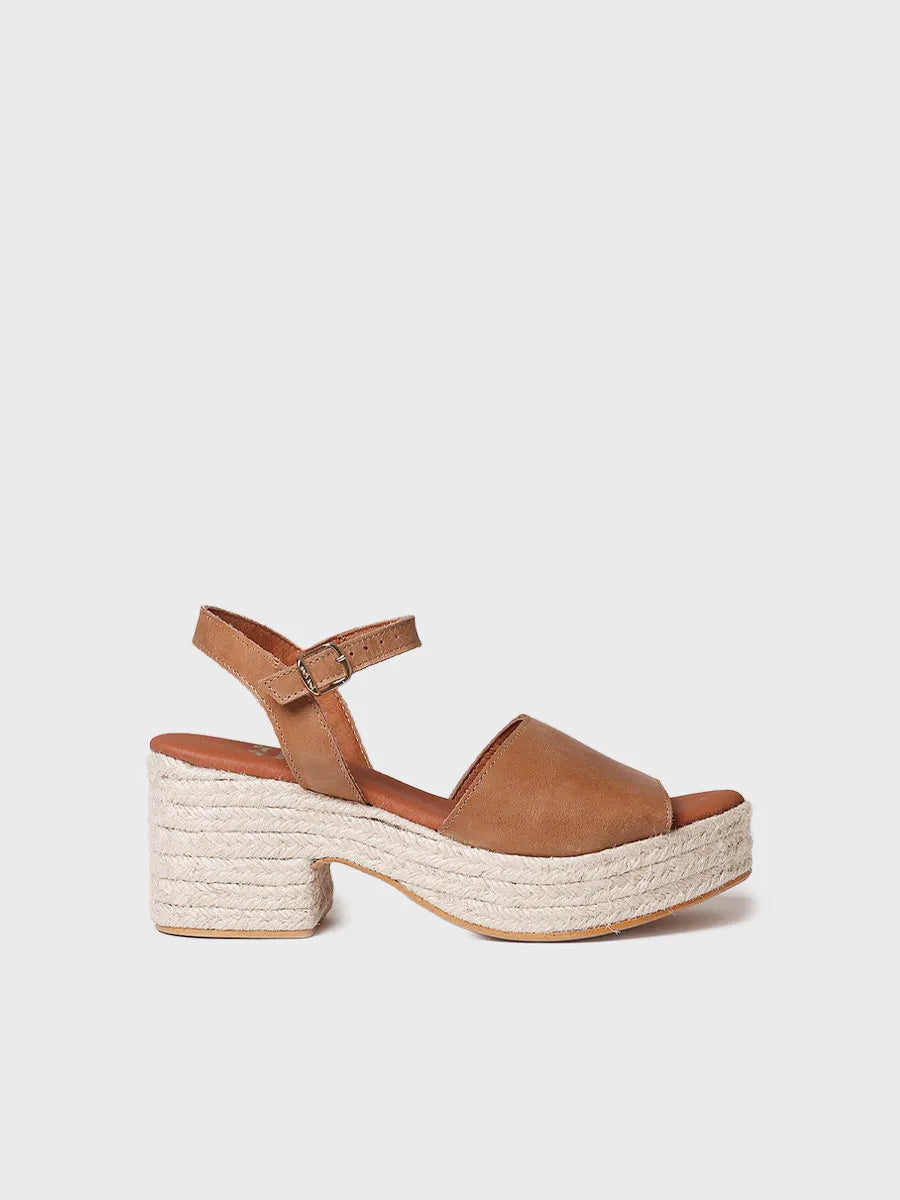 Women's espadrilles with wide heel