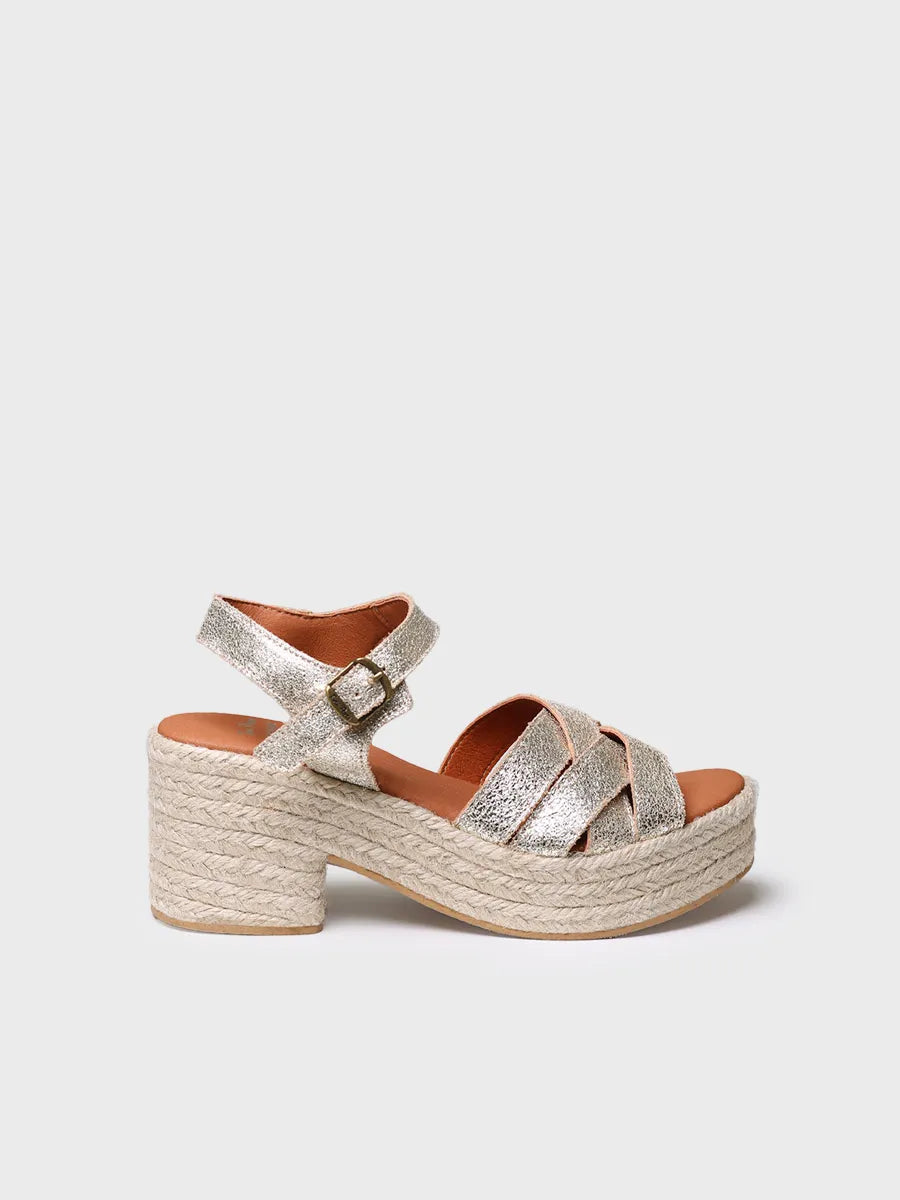 Women's leather espadrille with shiny finish