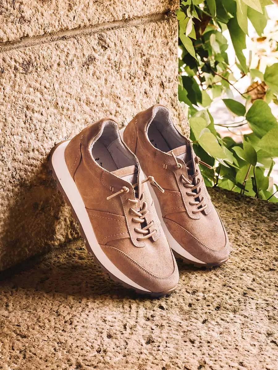 Men's suede lace-up boot