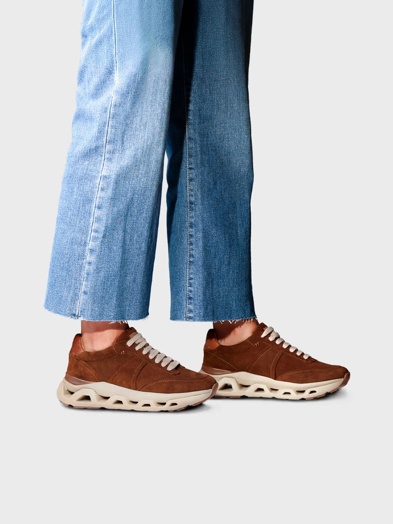 Zapatillas mujer - Zapatilla deportiva en serraje para mujer | ARAN  - Toni Pons  