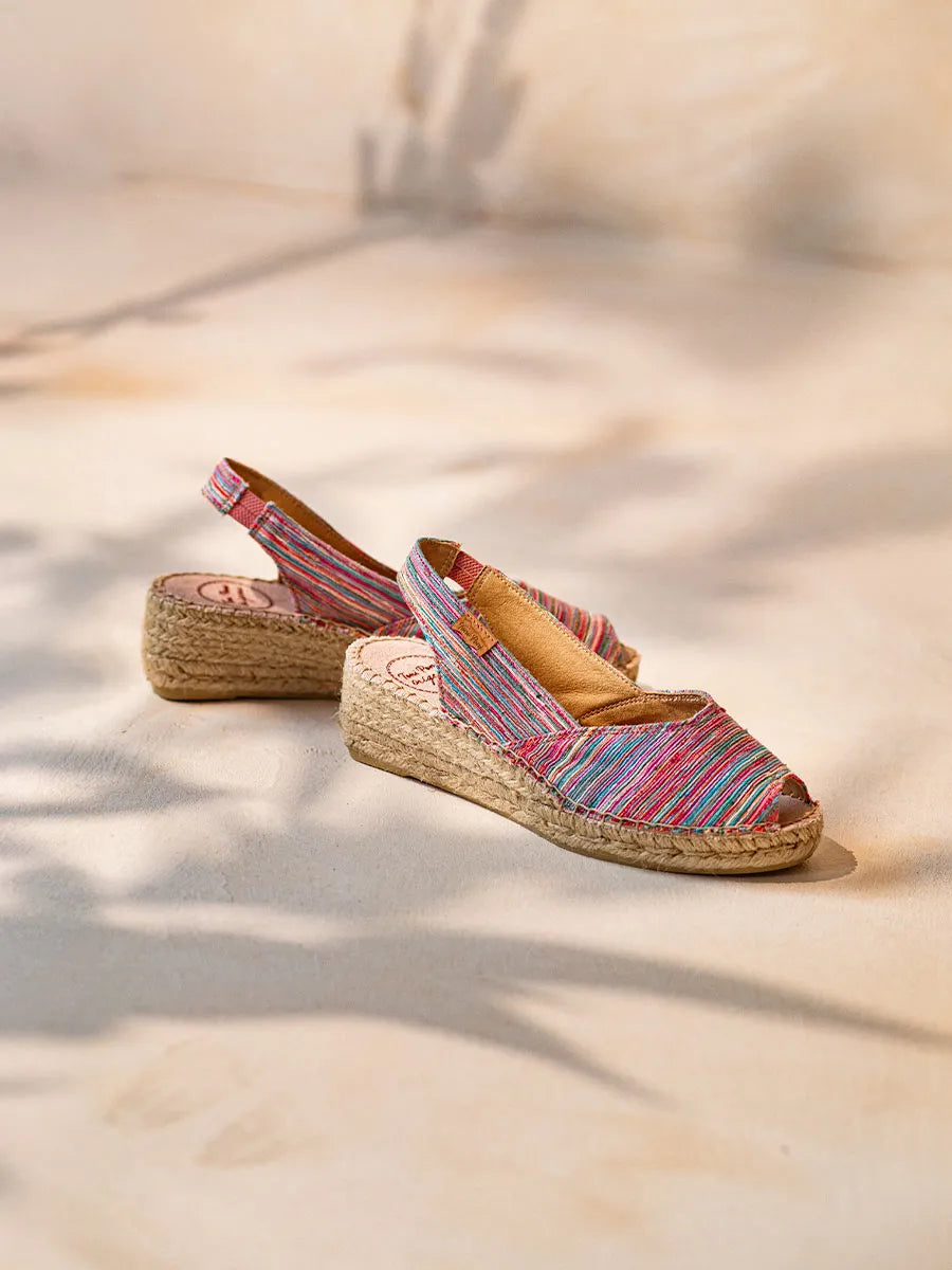 Espadrilles compensées à bouts ouverts pour femme à tissu rayé 