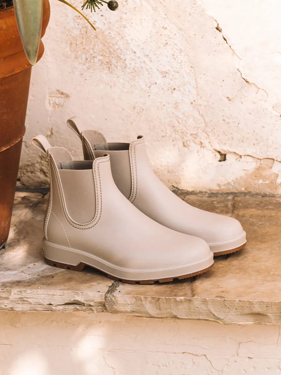 Men's Chelsea-style rain boots