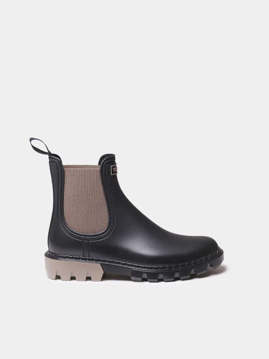 Women's rain boots with animal print side elastic bands